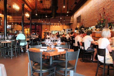 Dining room at Amici