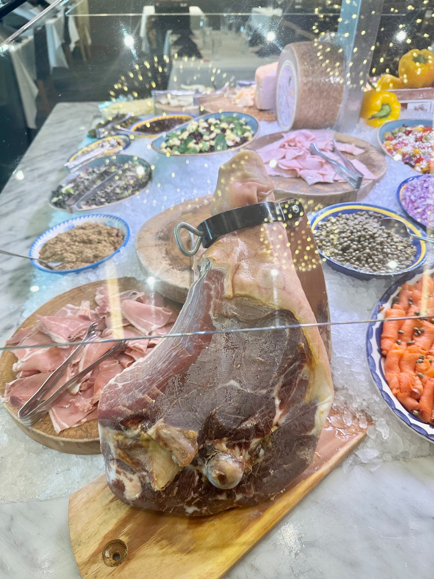 A Buffet AND Chain