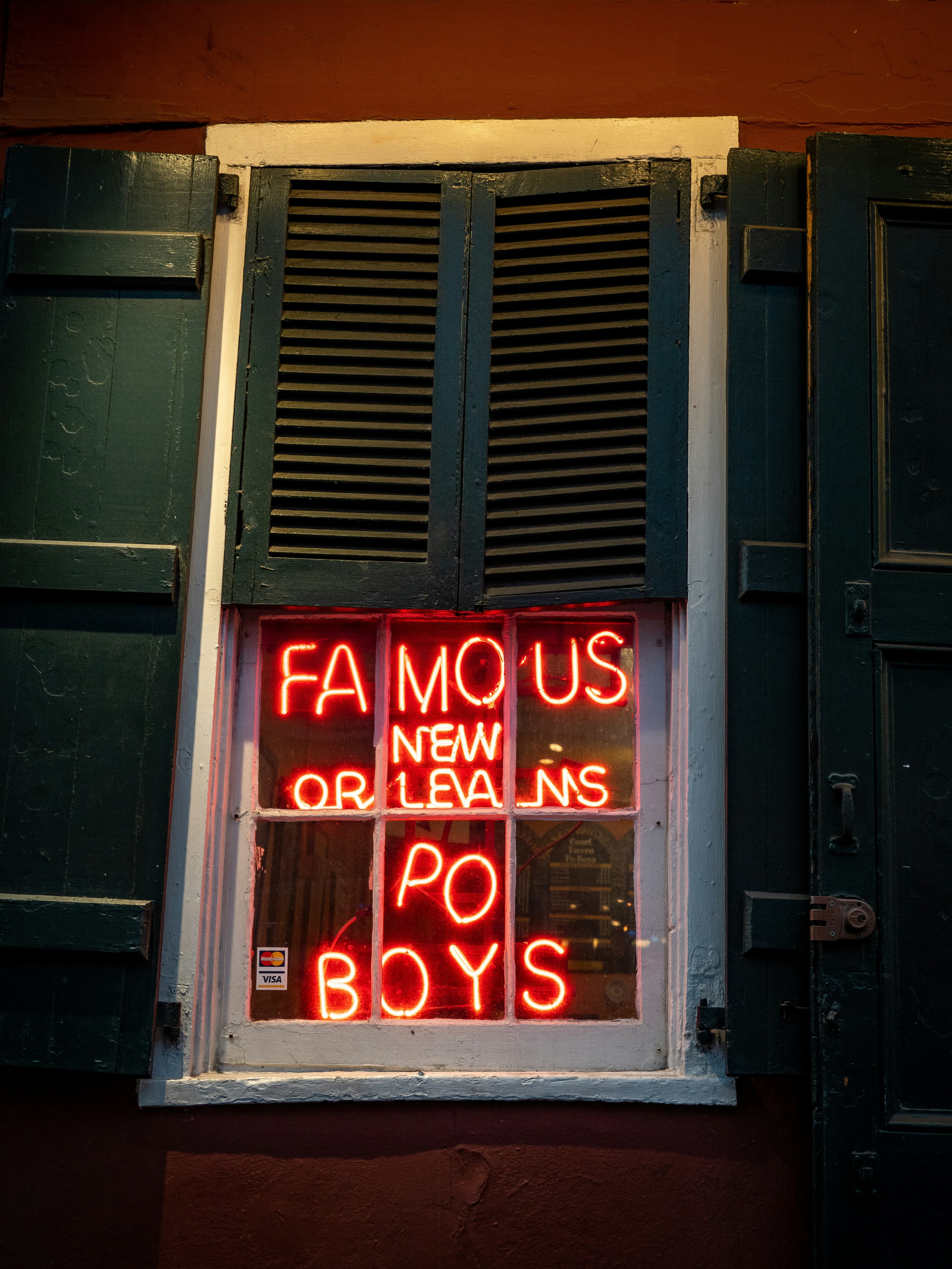 New Orleans food neon sign