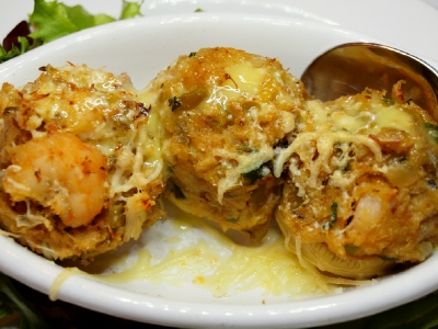 Artichokes with seafood.